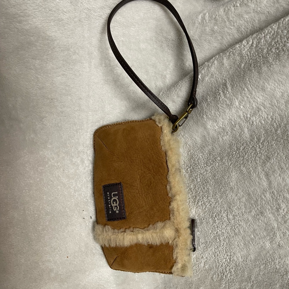 Small UGG Clutch